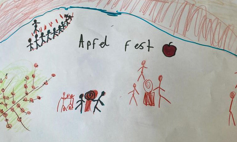 Kinderzeichnung Apfelfest